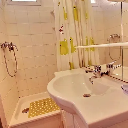 Apartment Studio Quartier Calme Ajaccio (Corsica)